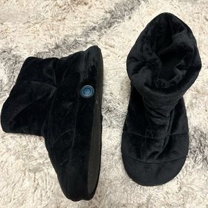 Soft Black Vibrating Booties